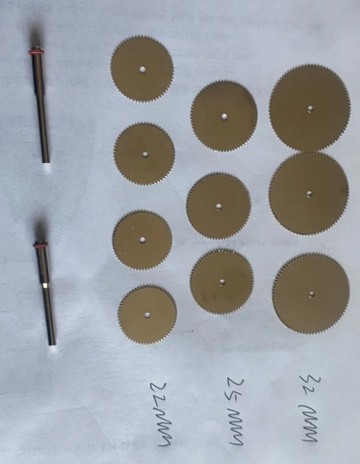 12 Saw Blade Set Configuration